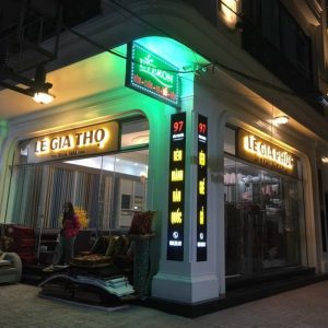 Biển hiệu sáng chân chữ - Lê Gia Thọ - TP Nam Định